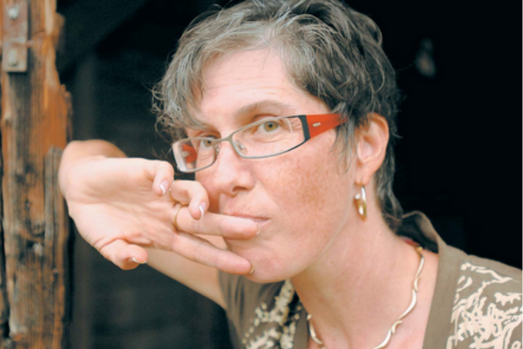 «j’aime bien les gens dans la marge!»
